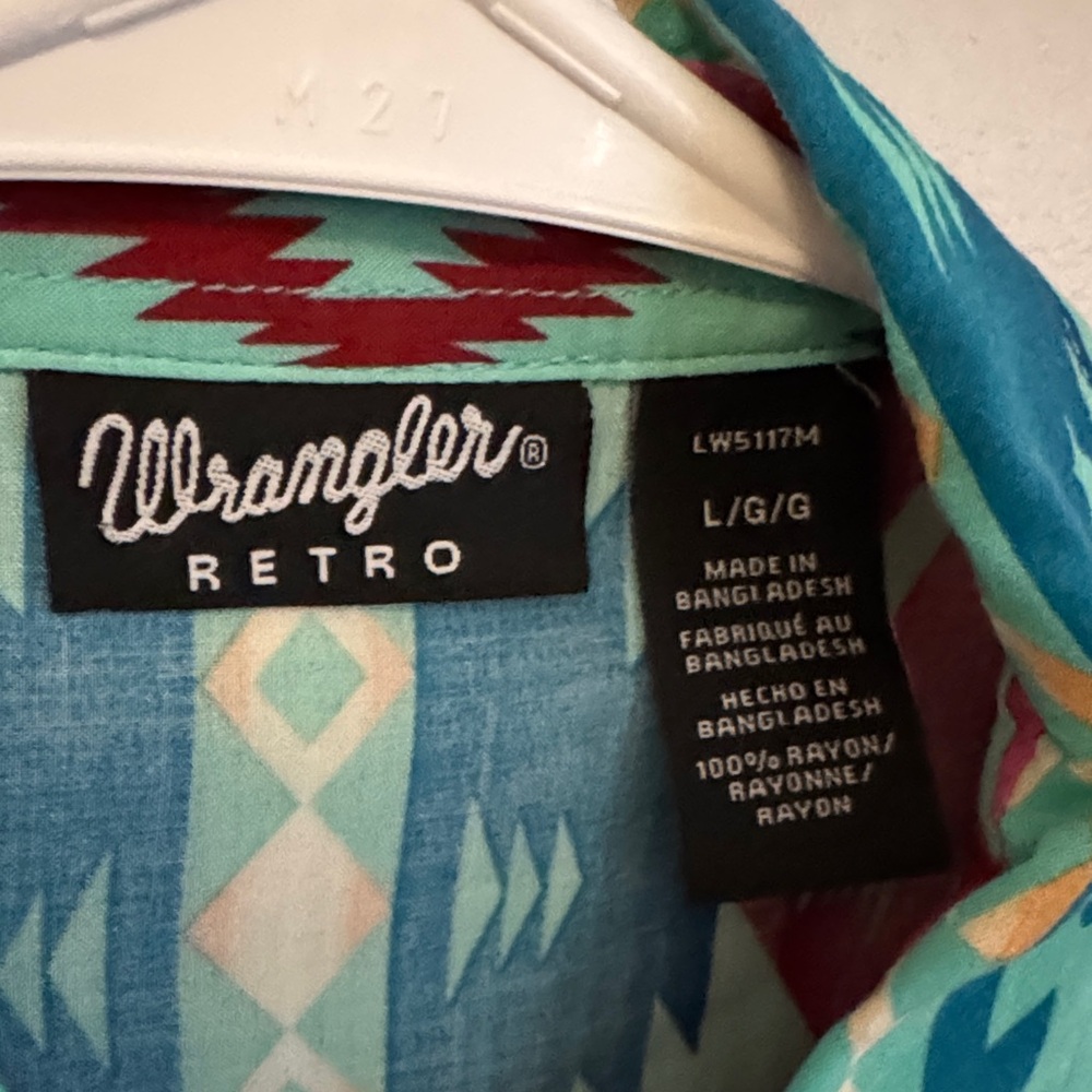 Wrangler Teal and Red Patterned Shirt - Picture 2 of 3